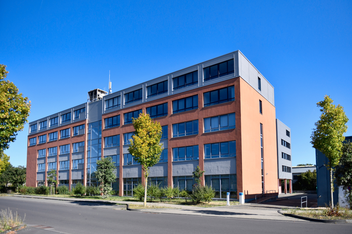 Built for Business.<br />
Ready for Science. 